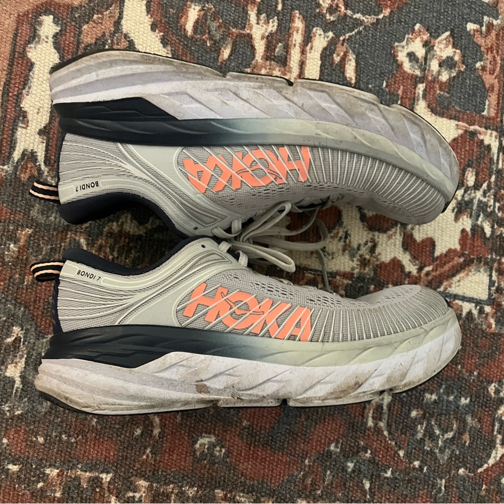 Hoka Bondi, size 7.5.